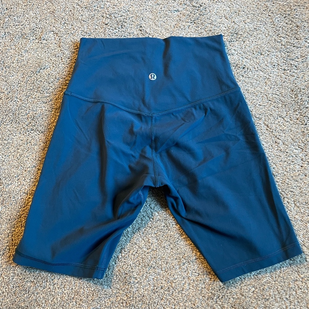 Lululemon 6” Align Shorts size 4
